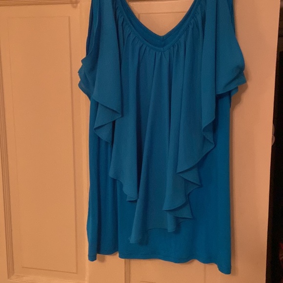 Blouse - Picture 2 of 2